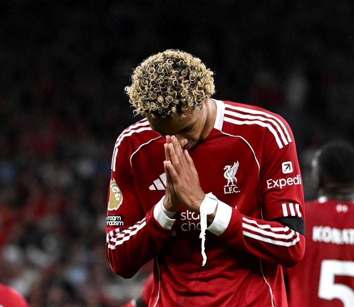 AYX-萨拉赫回归赛场，问鼎冠军首场状态亮眼，日本队观众沸腾！的简单介绍