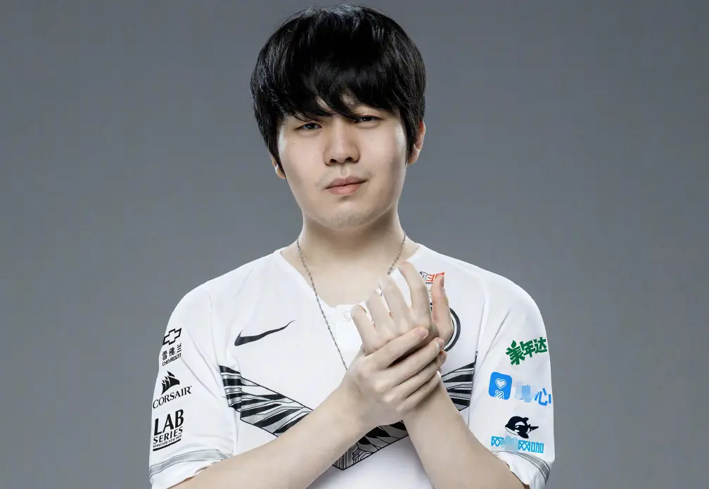 爱游戏体育-关于Rookie新星比分优势明显表现惊艳，IG未来可期！的信息